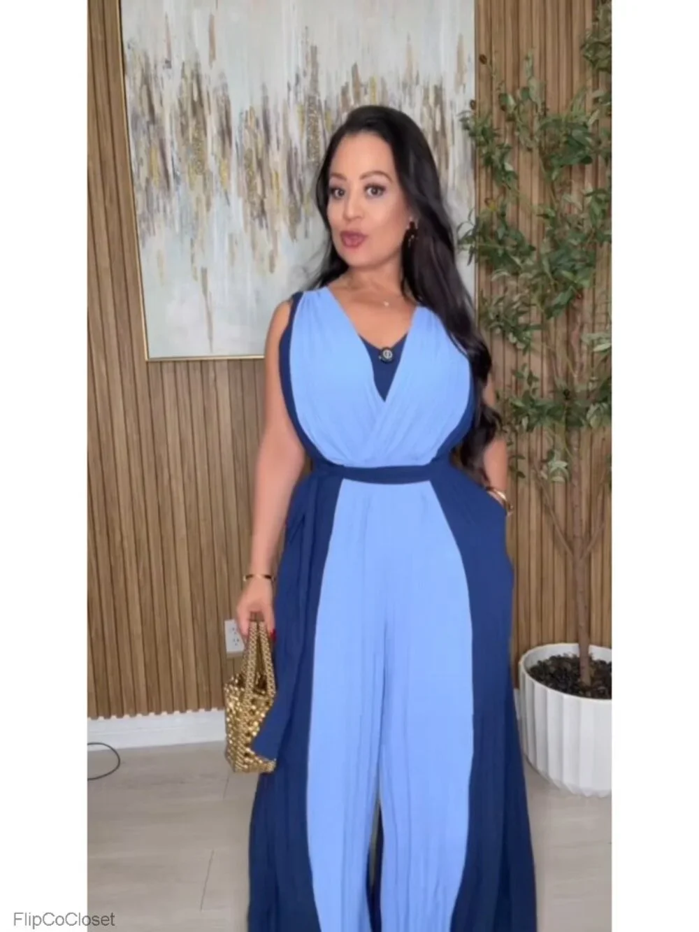Sleeveless Color-Blocked Pleated Jumpsuit with Belt